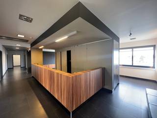 Des bureaux lumineux d'une superficie généreuse de 322 m², combinés à un espace de stockage pratique de 18 m², sont désormais disponibles à...