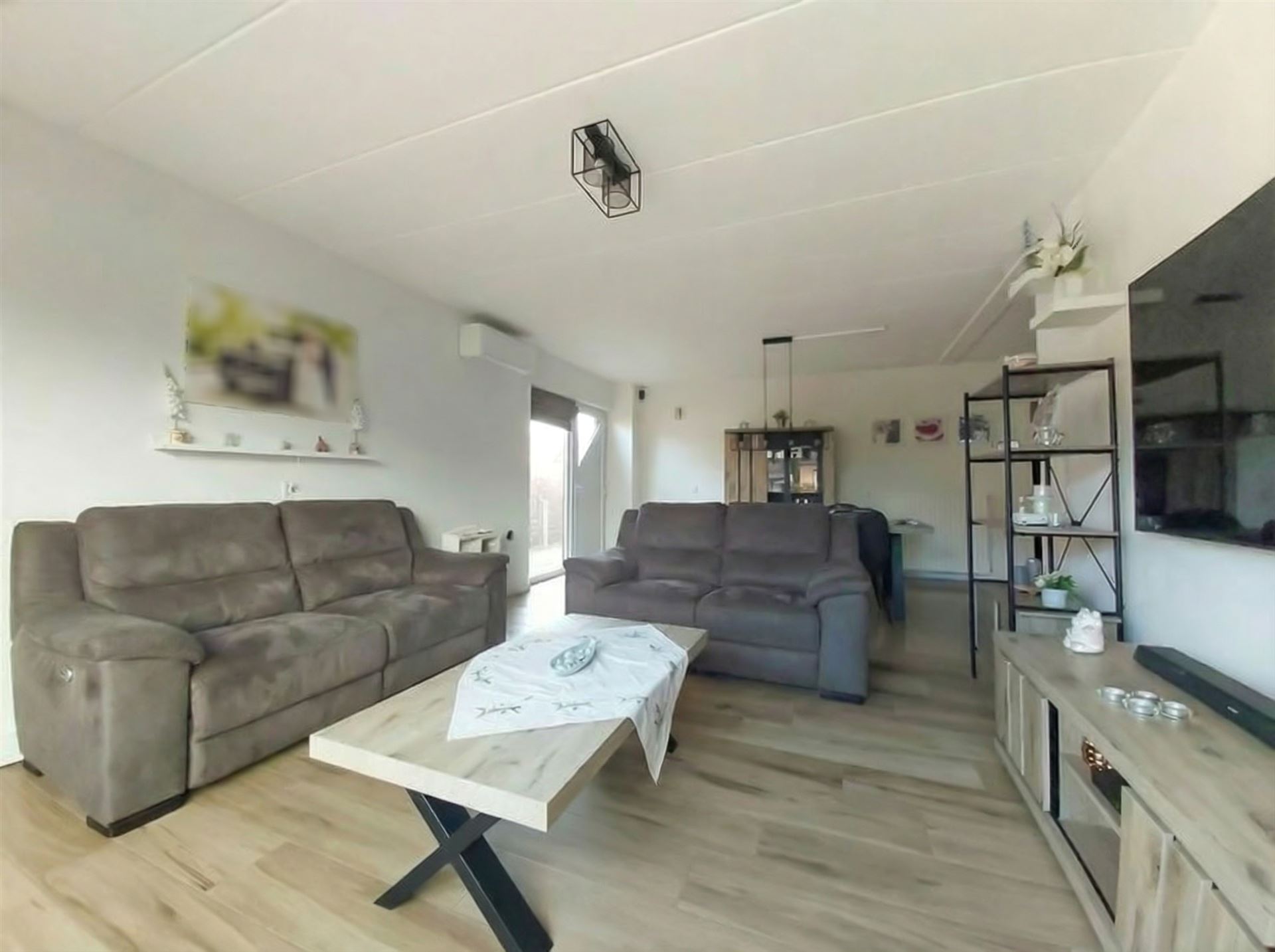 Appartement à vendre à Maasmechelen avec 2 chambres - photo 2