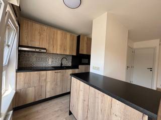 Deze studio is gelegen in de Astridlaan 24, op wandelafstand van zee en strand. We situeren ons op een boogscheut van centrum Blankenberge, maar...