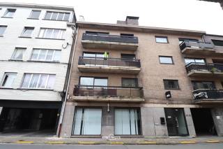 Bent u opzoek naar een ruim appartement met twee slaapkamers, twee terrassen én een garage, in het centrum van Hamme?Lees en kijk dan snel even...