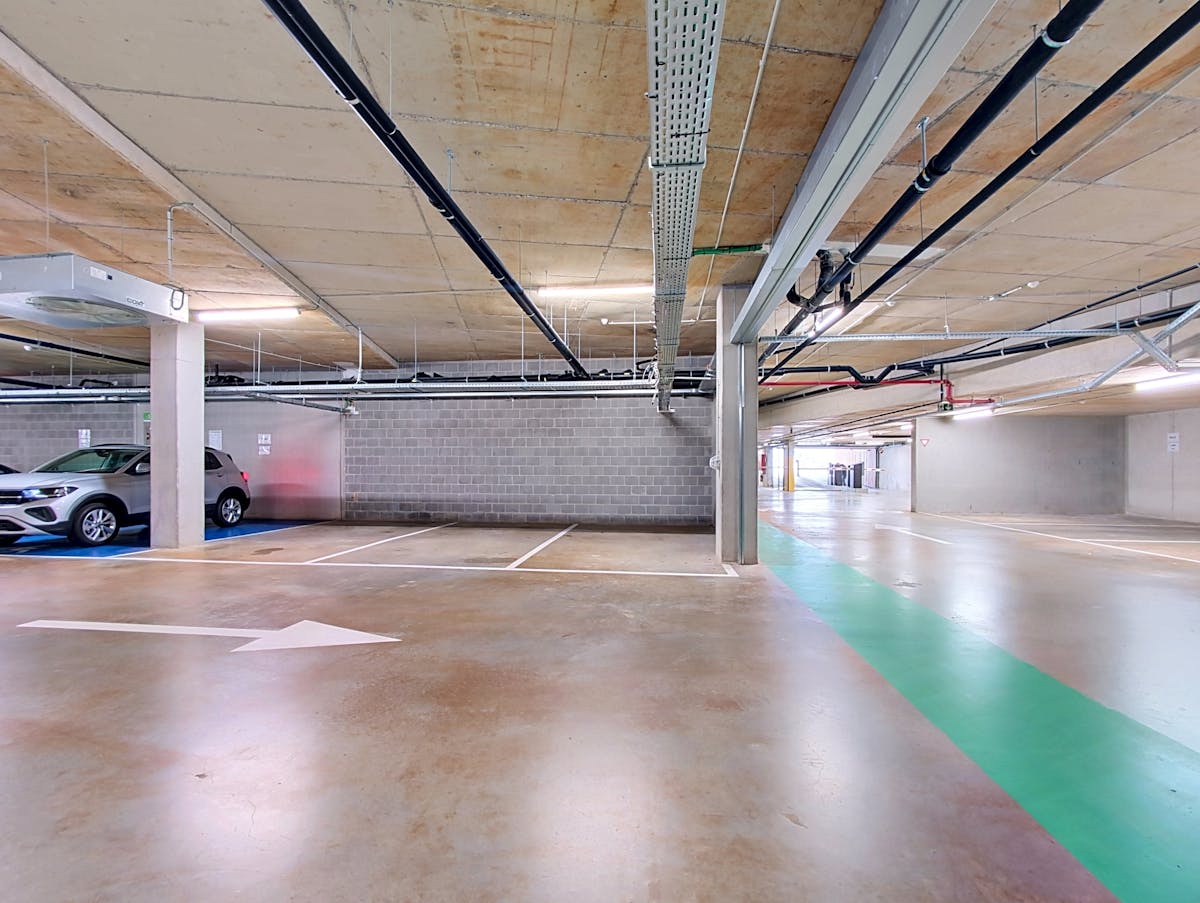 Autostaanplaats in parking 't Bruggeske in centrum Kapellen - foto 4