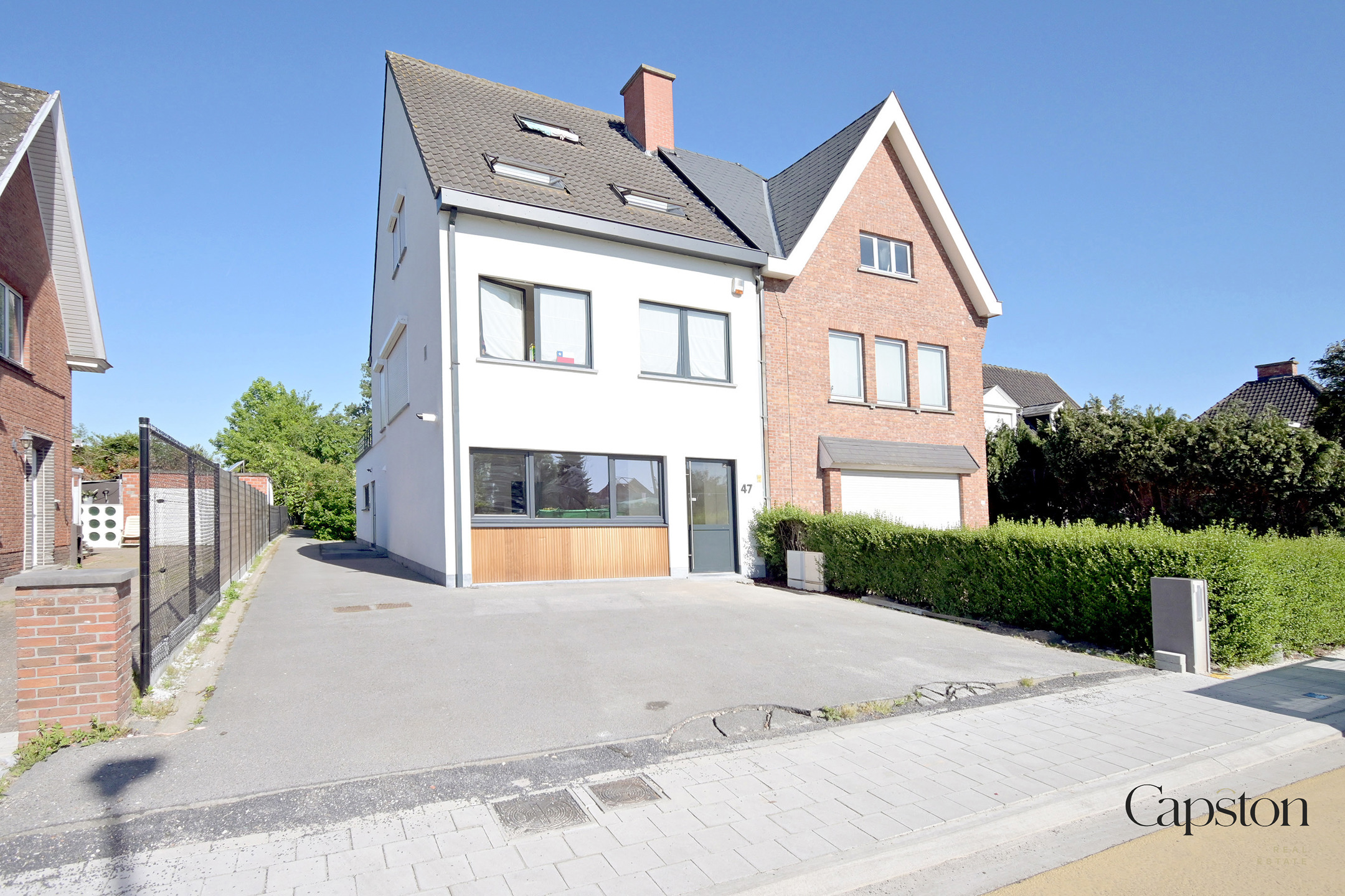 GELIJKVLOERS app te koop met tuin en 2 slaapkamers! - foto 1