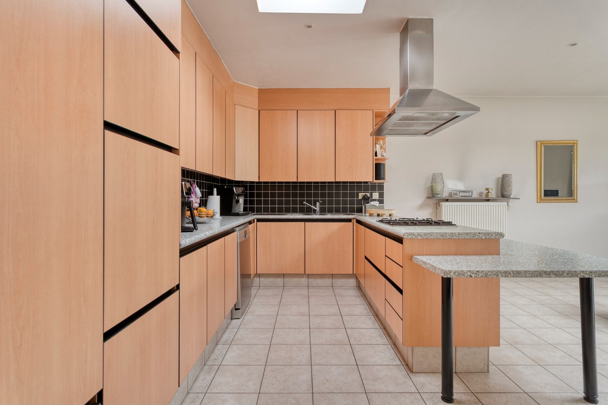 Instapklare woning op commerciële ligging – ideaal voor wonen en werken! - photo 5