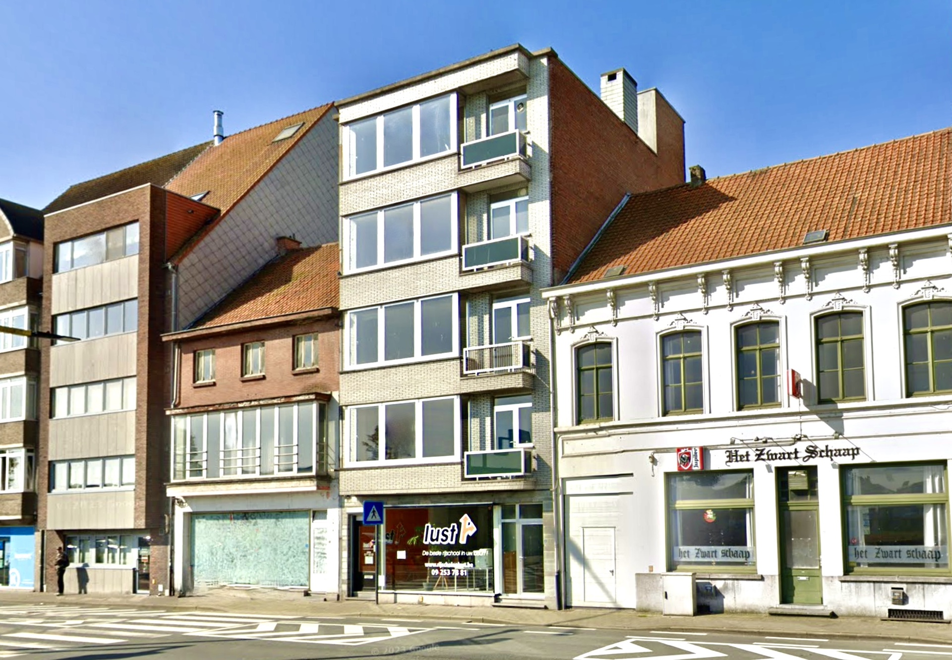 Handelspand op commerciële topligging met tal van mogelijkheden - 209.000 EUR - foto 1