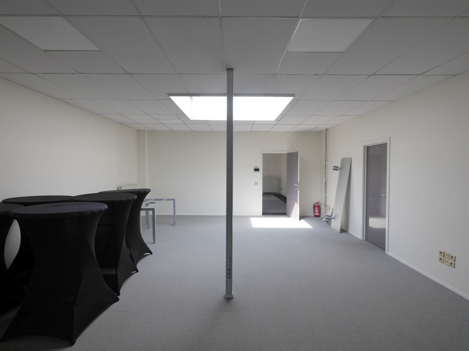 Kantoor te huur van 75m² in de Haven van Antwerpen - foto 2