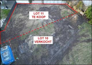 Bouwgrond (544 m2) voor halfopen bebouwing in Rootputhof aan de stadsrand van Sint-Niklaas. De koop omvat, naast de bouwgrond, een...