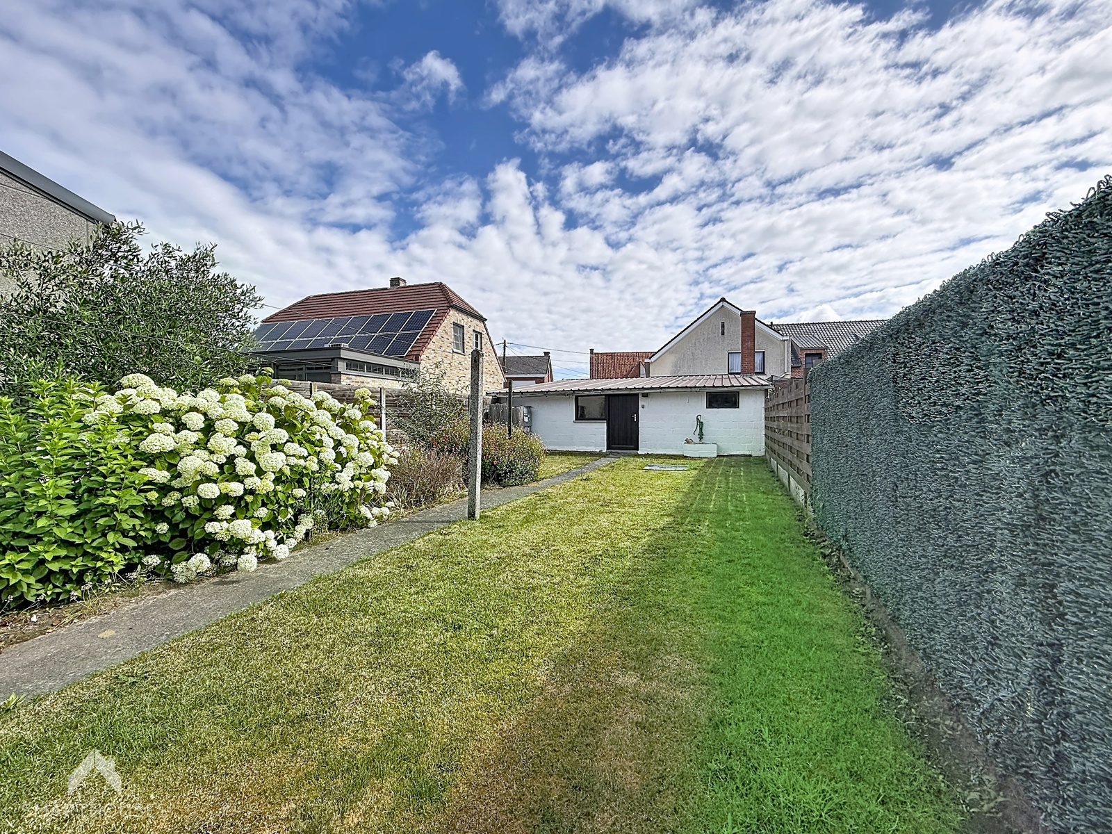 Karaktervolle HOB met 3 slpks, garage en zonnige tuin - foto 2