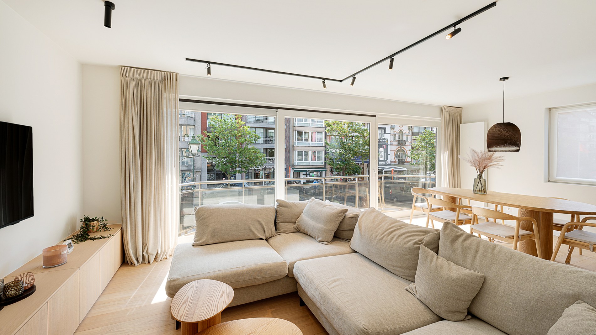 Appartement spacieux et luxueux situé sur l'Avenue Lippens - photo 3