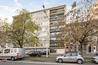 Op een uitstekende locatie vlakbij het centrum van Mechelen bevindt zich dit instapklaar appartement met 2 slaapkamers en terras. U bevindt zich...