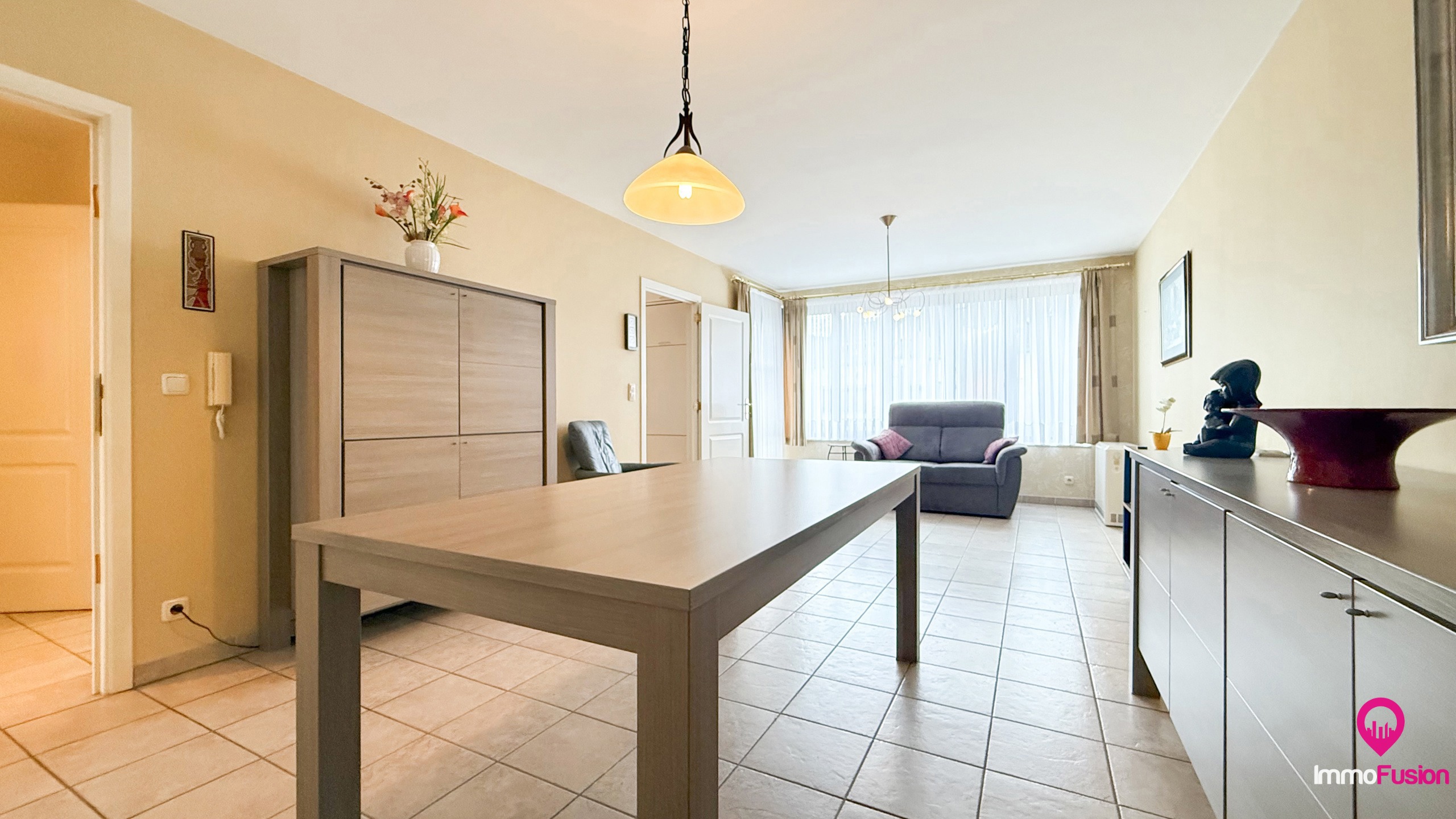 Appartement met 2 slpks, terras, garage en autostaanplaats! - foto 4