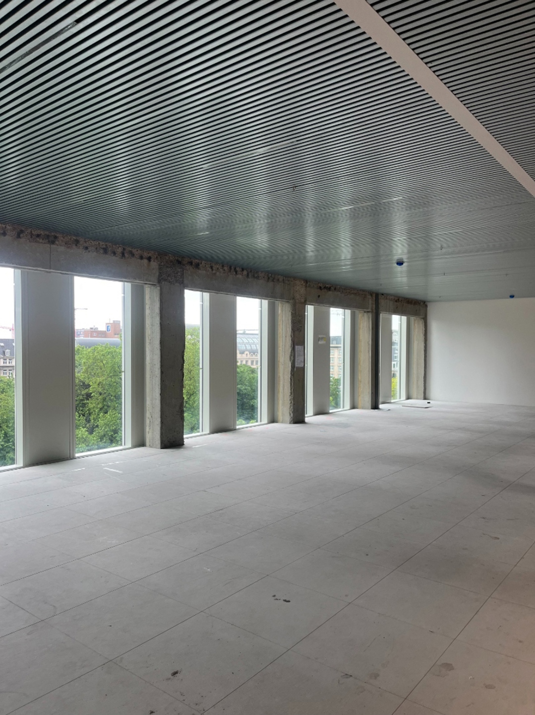 Commercial for rent in Saint-Josse-ten-Noode - photo 3