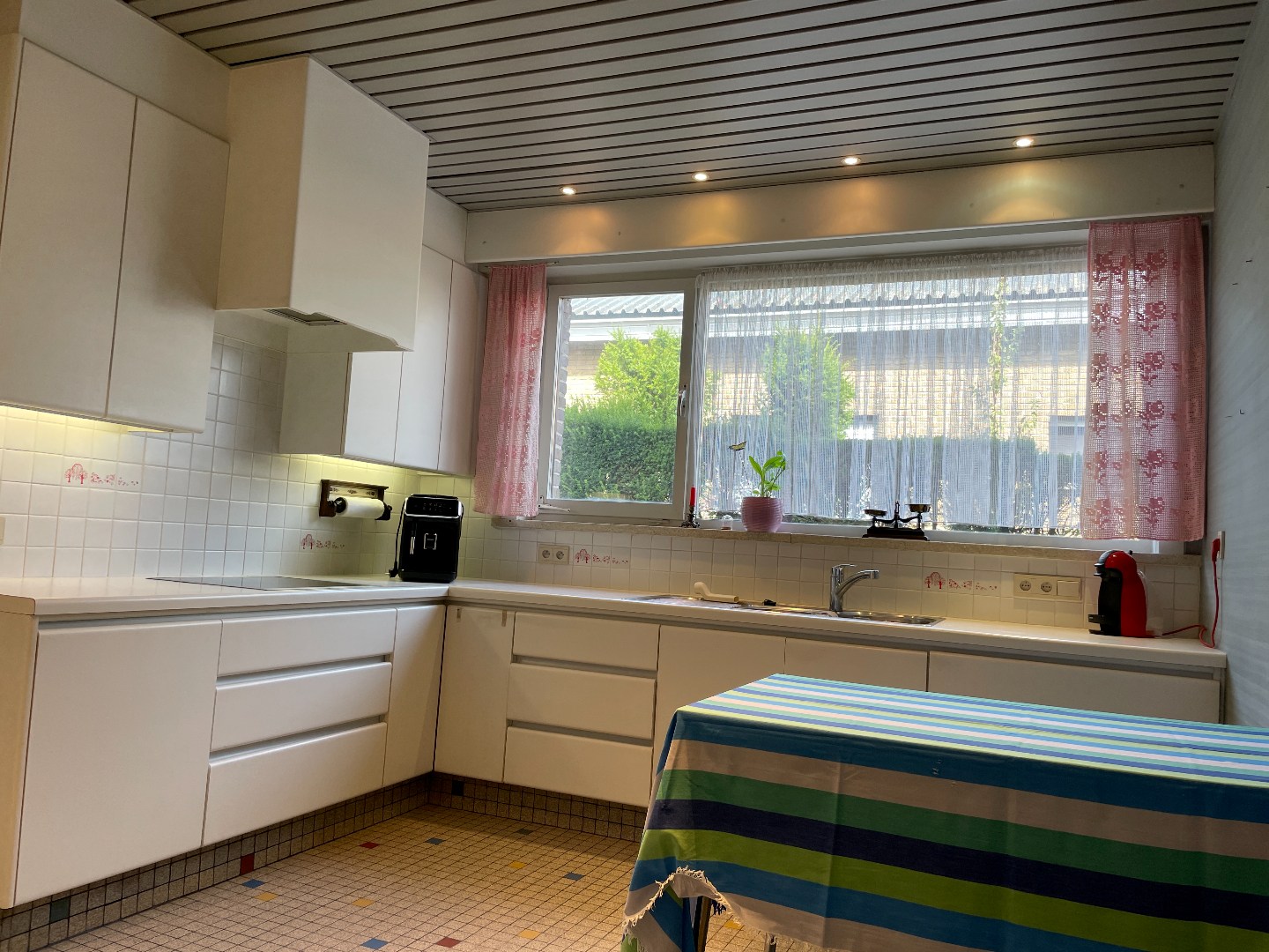 House for sale in Merelbeke-Melle with 4 bedrooms - photo 4