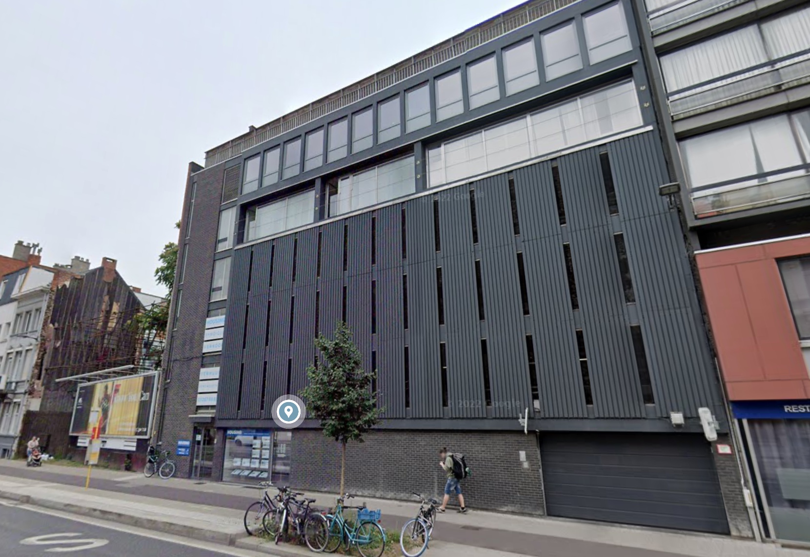 Autostaanplaats te Plantin Moretuslei 12 - foto 1