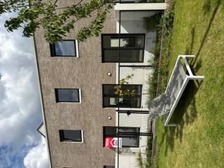 1 van de laatste woningen te koop in nieuwbouwproject: 'Woning 5: ' Moderne woning gelegen op een uniek en rustig gelegen perceel, weg van de...