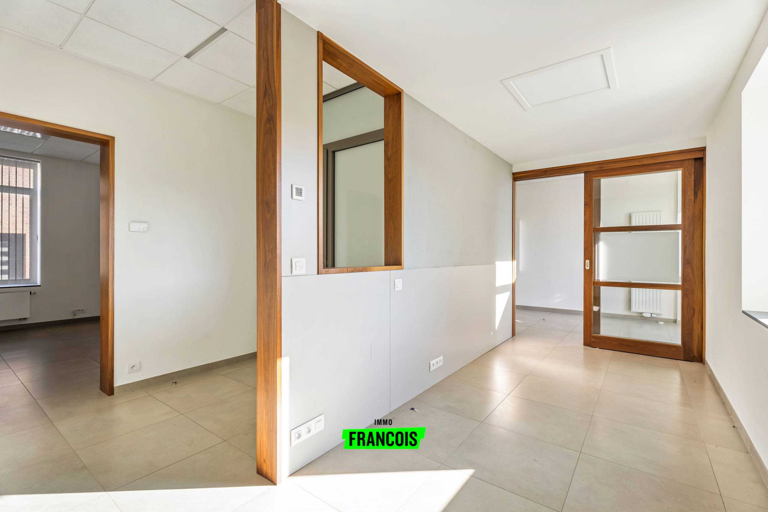 Commercial à louer à Zonnebeke - photo 5