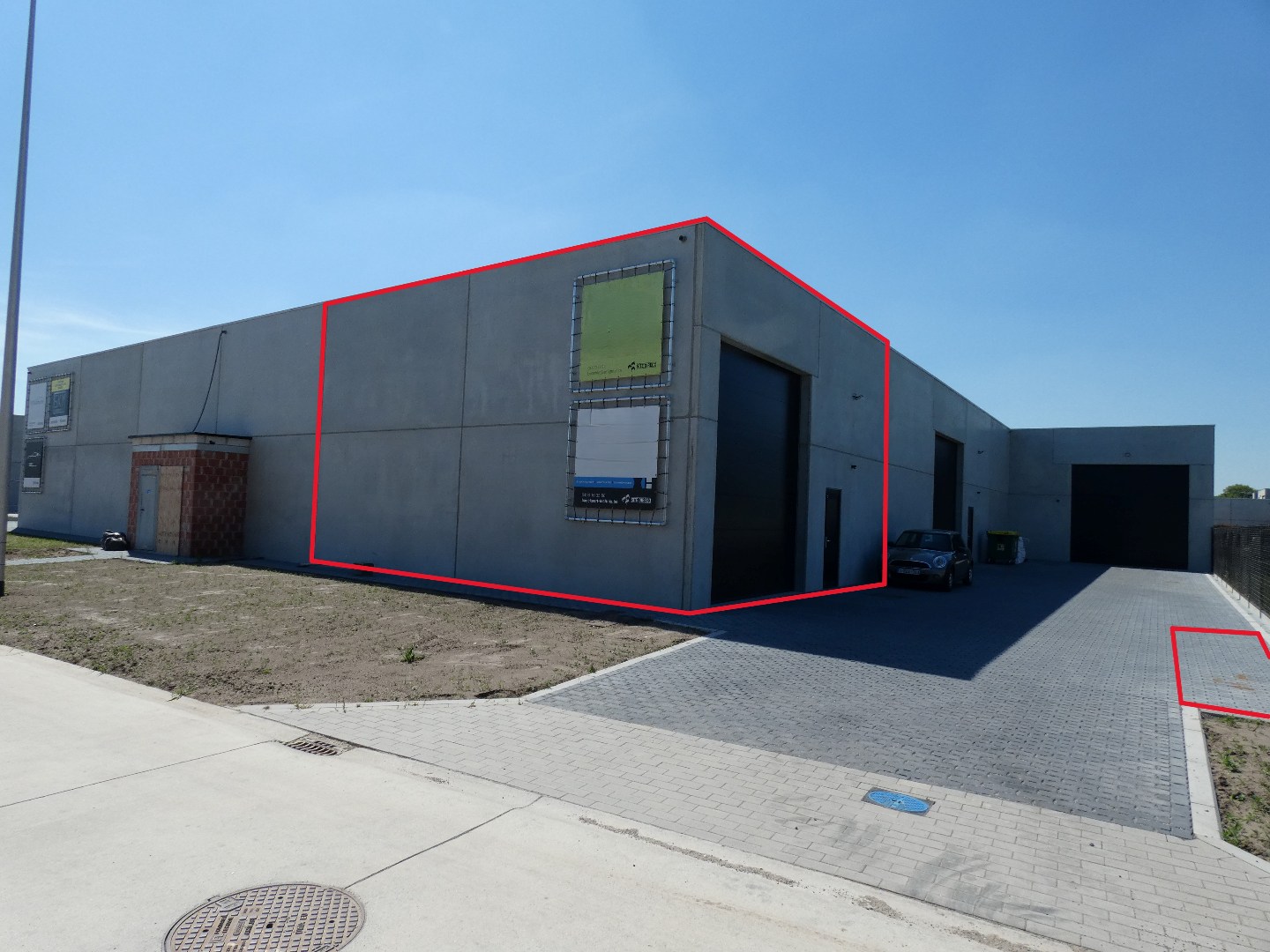 Loods - opslagruimte (225 m²), Industrieterrein Torhout - foto 1