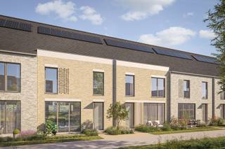 Moderne gesloten <strong>energiezuinige nieuwbouwwoning </strong>(233 m²) met 3 slaapkamers, een carport, staanplaats, handige tuinberging en tuin met oost-oriëntatie. Dankzij de grote, <strong>flexibele zolderruimte </strong>onder het hellend dak is er nog plaats voor een <strong>vierde en eventueel vijfde slaapkamer of hobbyruimte</strong>.<br /><br /><br /><strong>De leefruimte van de woning is dubbel georiënteerd</strong>. Dat betekent dat ze aan de voorkant uitgeeft op het <strong>publieke park</strong>, en aan de achterzijde op je <strong>private tuin</strong>. Binnen en buiten vloeien moeiteloos in elkaar over. <strong>Zalig genieten van al dat groen dus!</strong><br /><br /><strong>Dit huis is uitstekend geïsoleerd en zeer energie-efficiënt</strong>. Een <strong>warmtepomp </strong>en <strong>vloerverwarmingssysteem </strong>creëren altijd een <strong>aangenaam binnenklimaat</strong>, zowel in de zomer als in de winter. En dat heeft natuurlijk een impact op je energiefactuur. Rij je met een elektrische wagen? Dan kan je autostaanplaats of carport voorzien worden van laadinfrastructuur.<br /><br />Meer informatie? Contacteer ons via 014 48 01 62 of check matexi.be/geel-laar.<br /> 