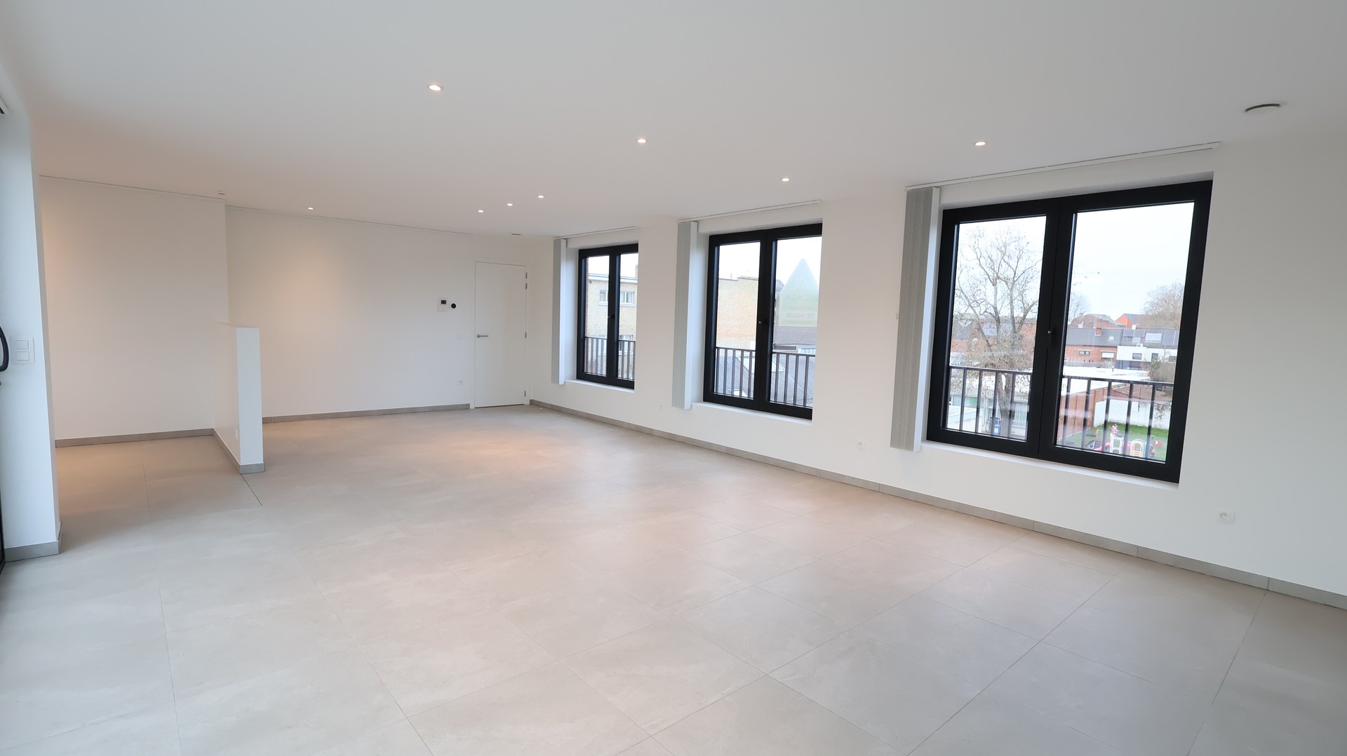 Apartment for rent in Roeselare with 2 bedrooms - photo 3