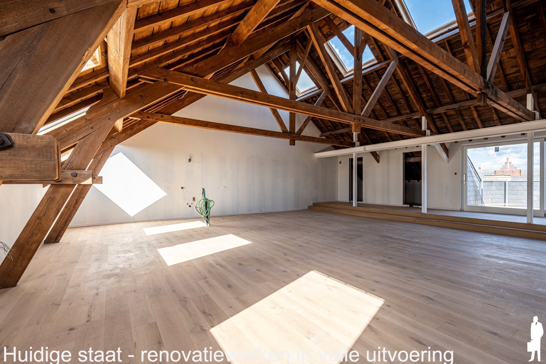 Penthouse van 264m² + terras in een uniek historisch kader - foto 4