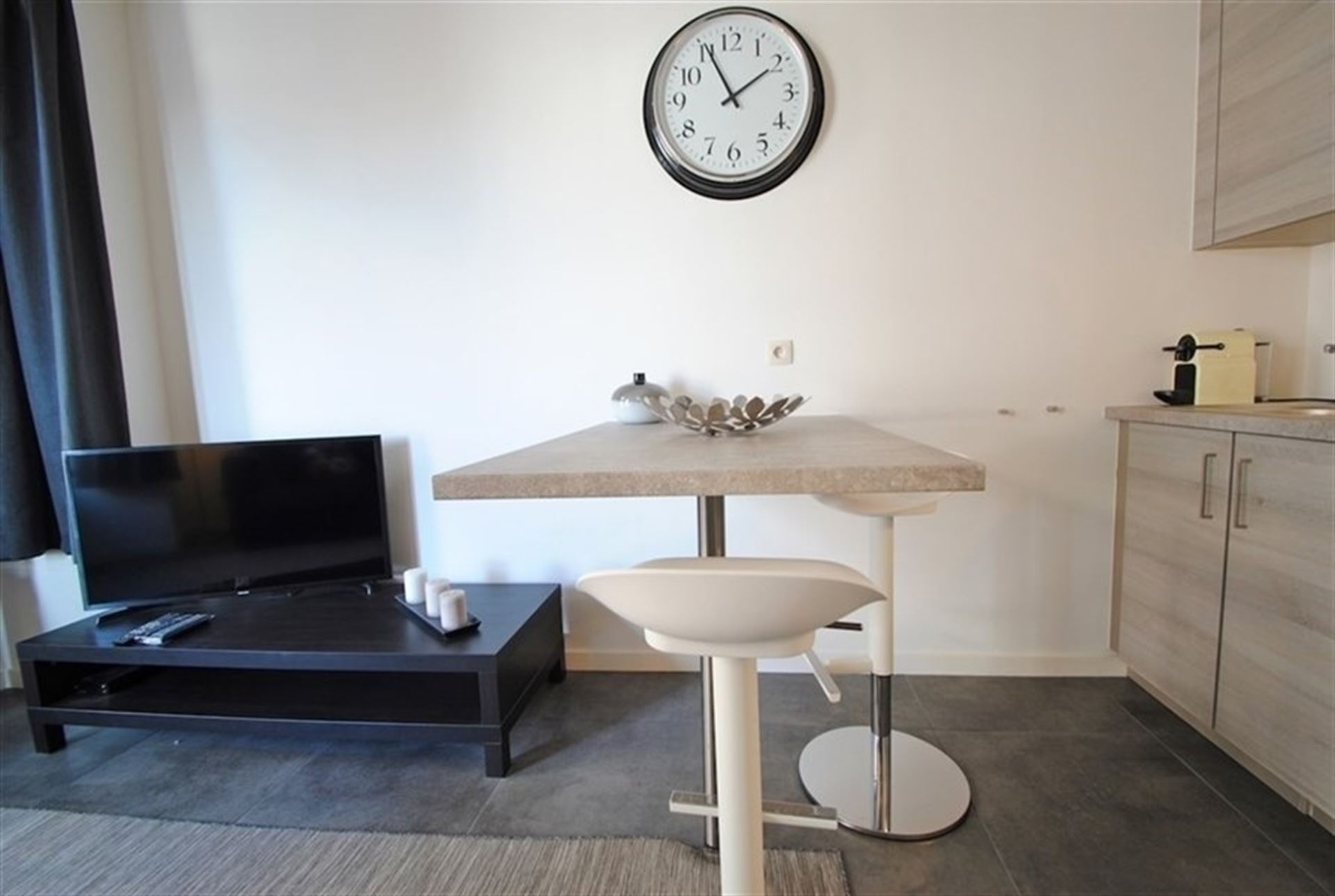 Compact en gemeubeld 1 slaapkamer appartement in de Europese wijk - foto 4