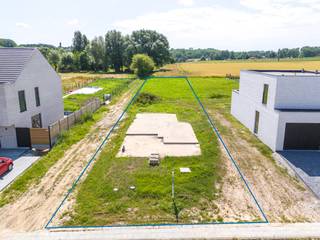 Deze bouwgrond voor een open bebouwing is gelegen in de landelijke en immer rustige deelgemeente Sint-Goriks-Oudenhove, doch het centrum van...
