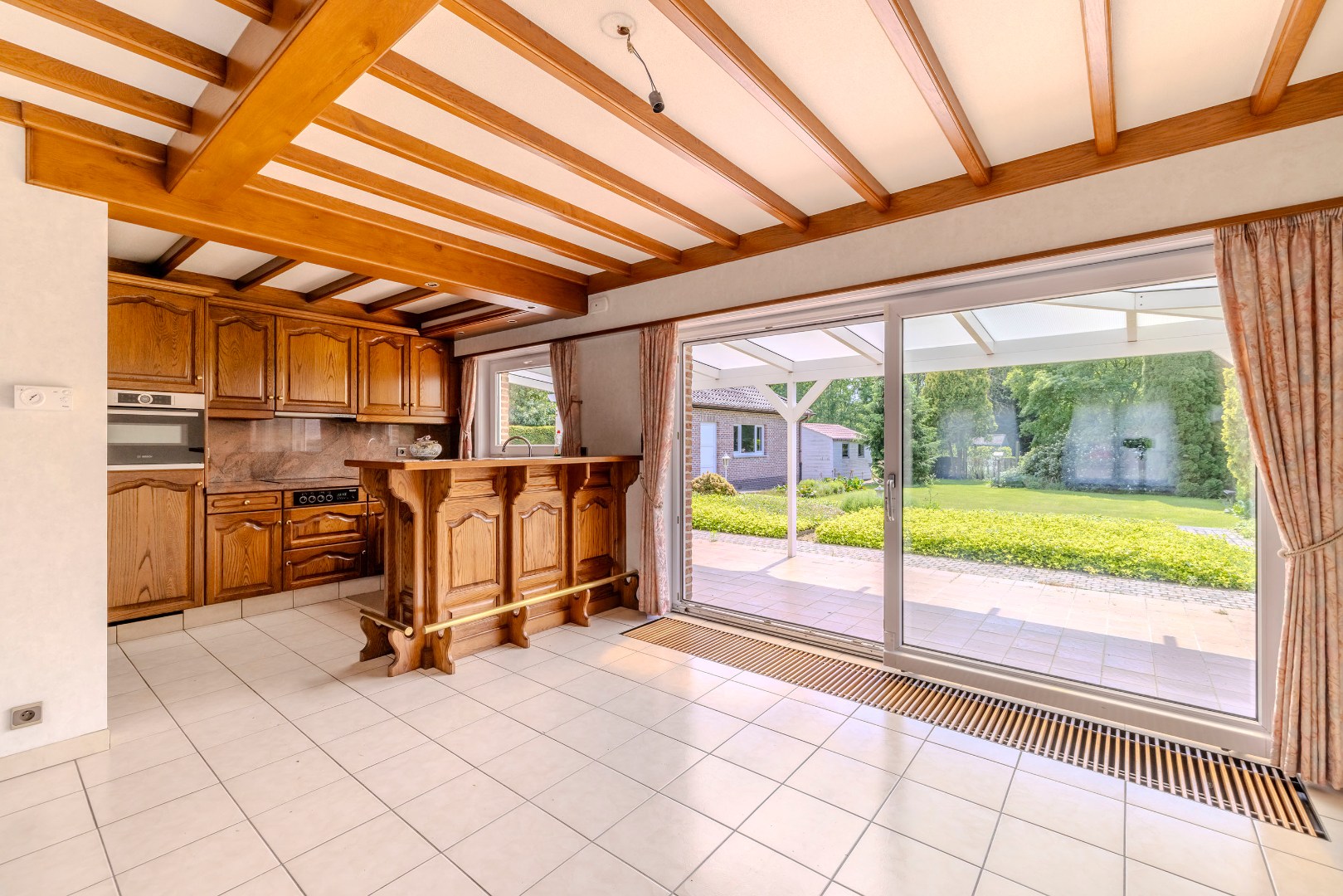 Instapklaar landhuis met mooi aangelegde tuinzone - foto 5