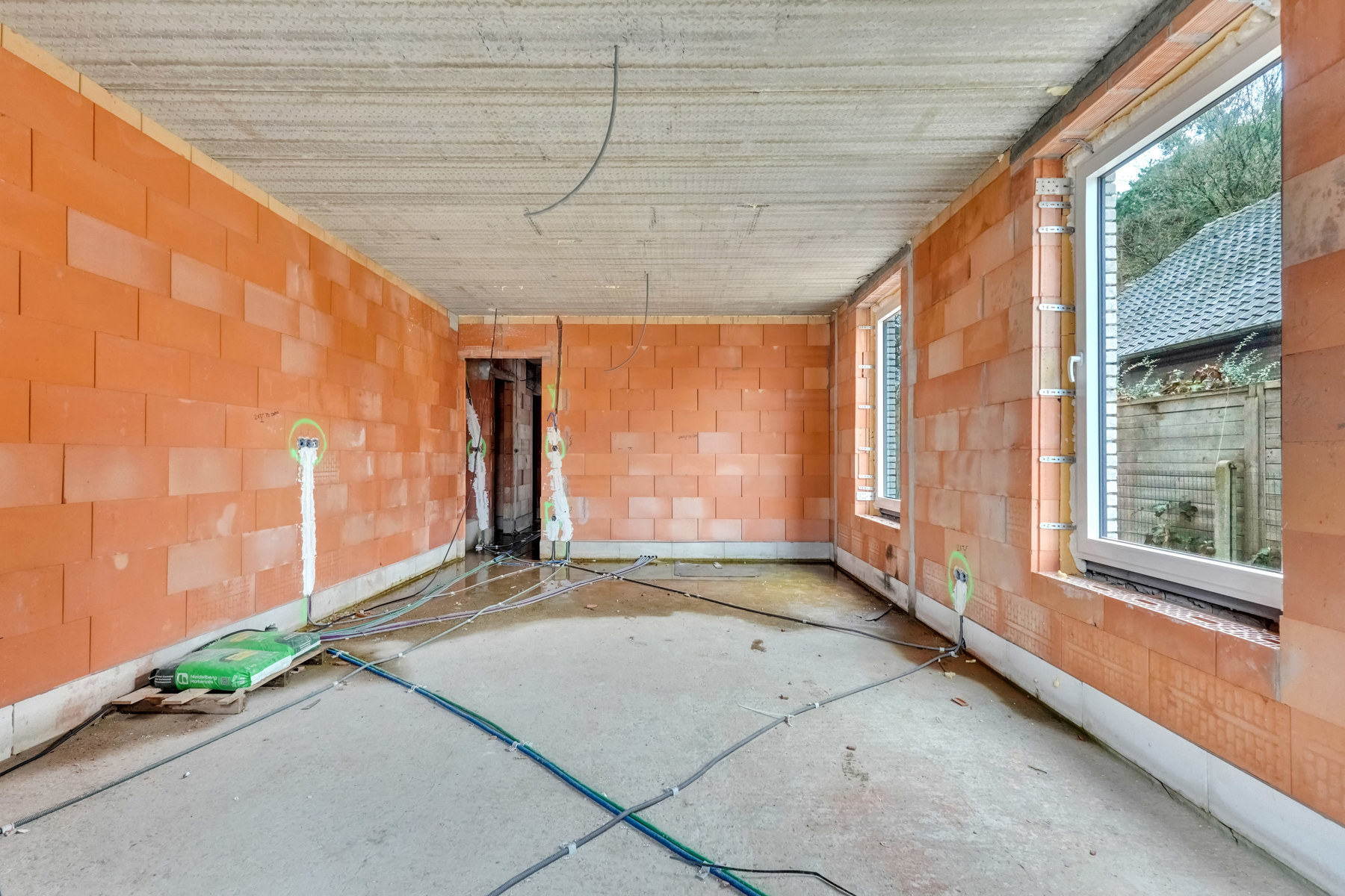 Nieuwbouwwoning met 4 slpks en tuin onder registratie!! - foto 5