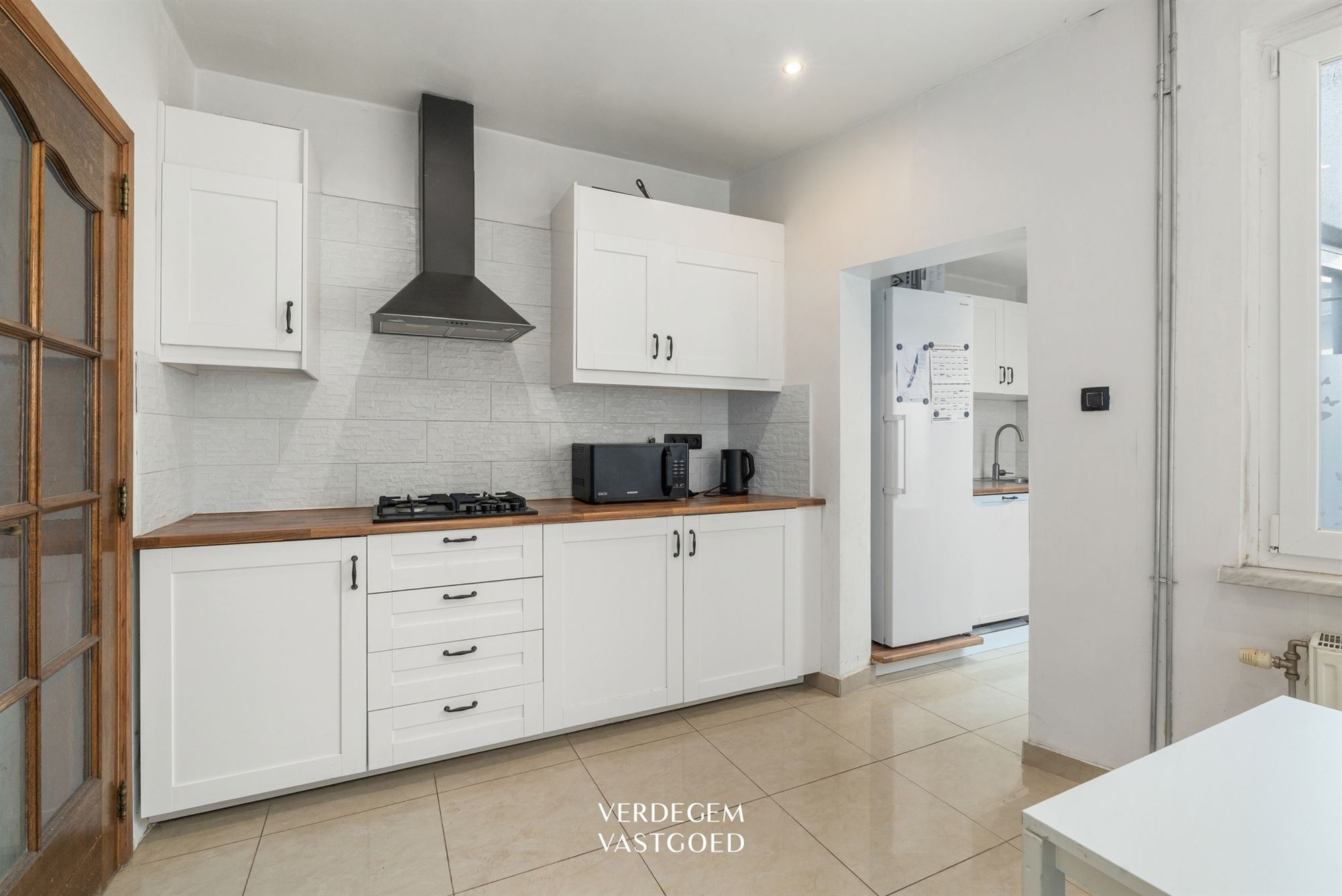Instapklare woning met grote leefruimte en vier slaapkamers - foto 5