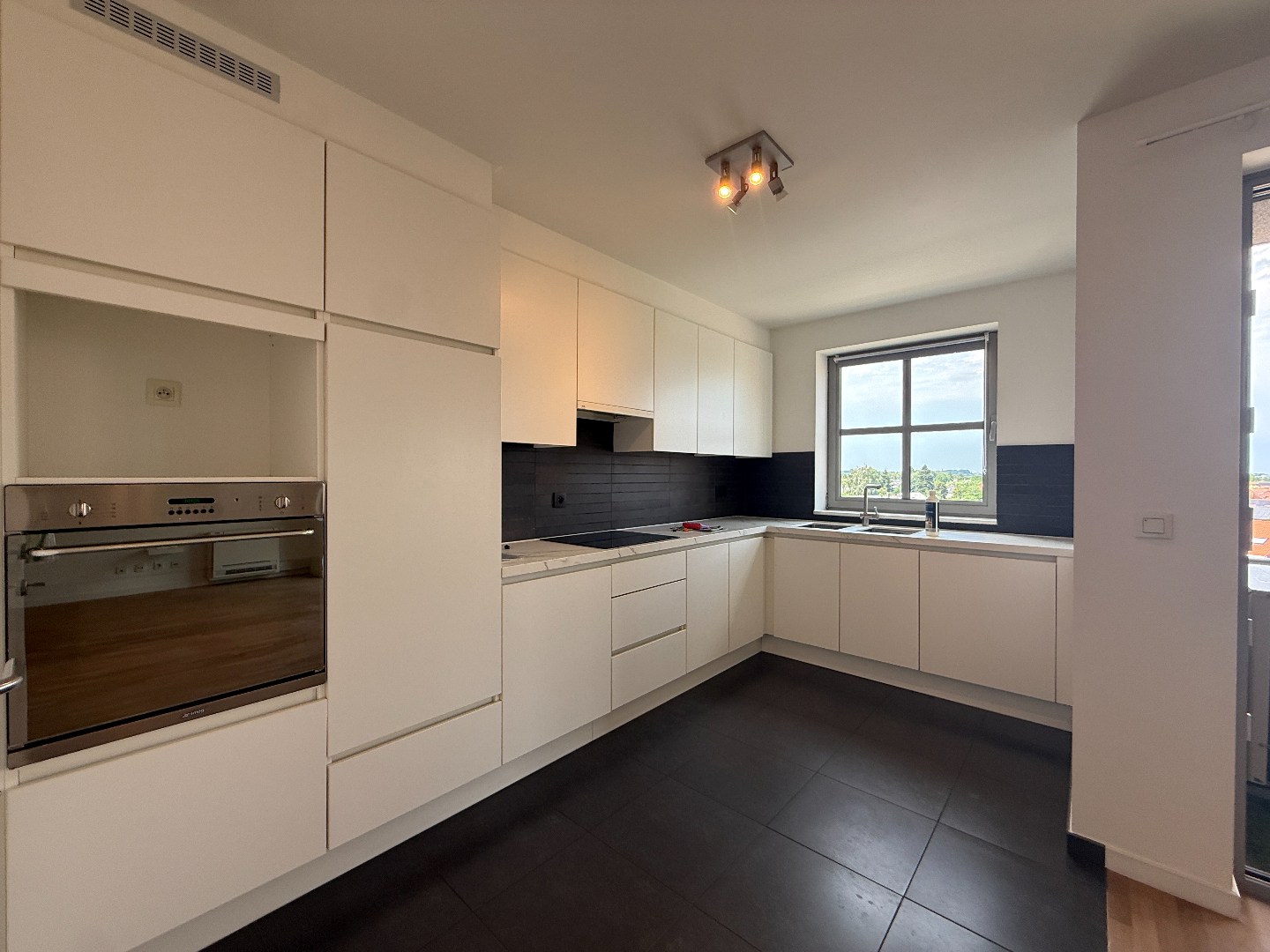 Apartment for rent in Roeselare with 2 bedrooms - photo 5
