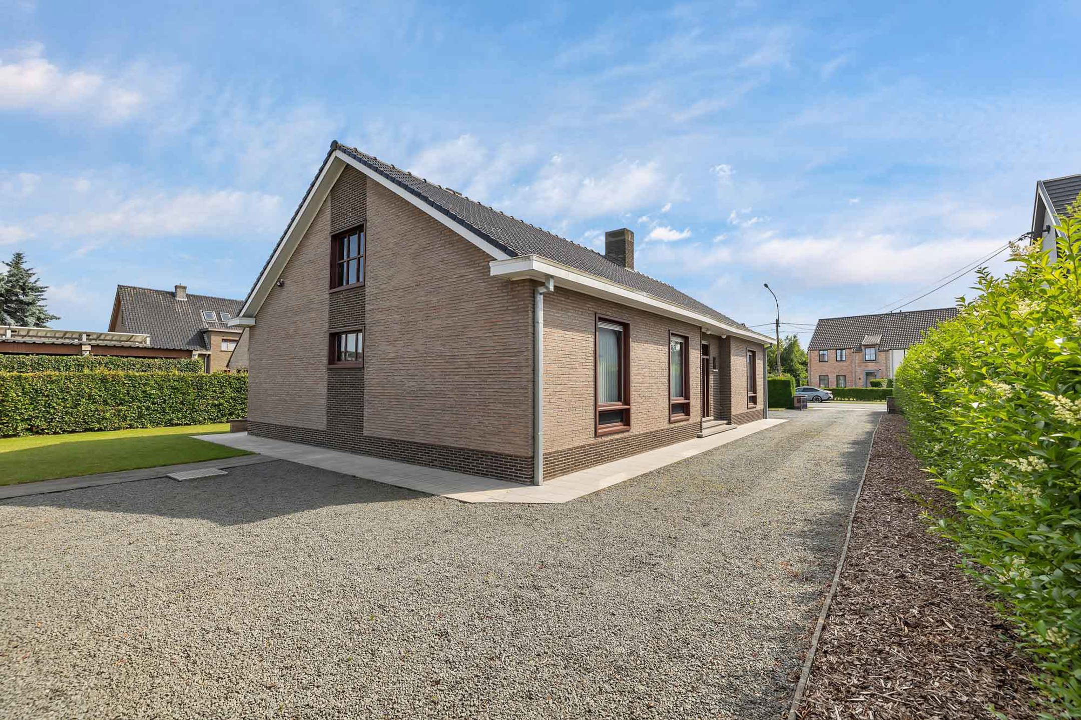 Statige villa op ruim perceel te Sint-Martens-Leerne (Deinze) - foto 2