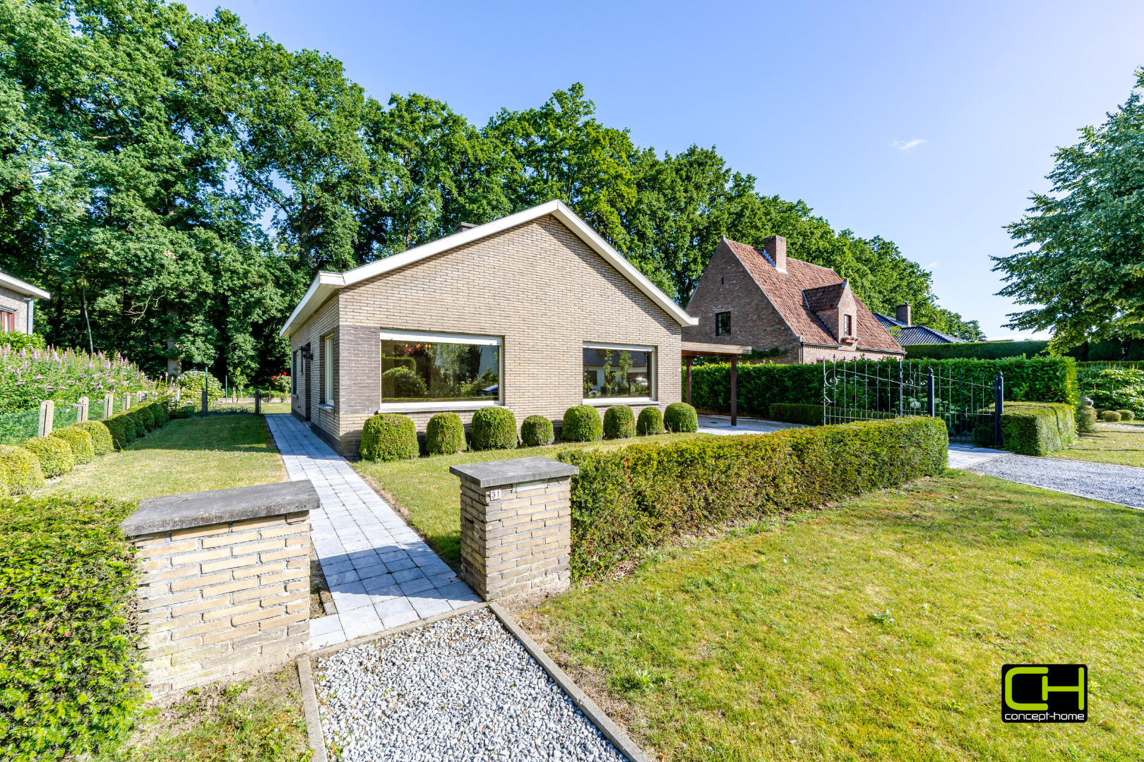 Knusse bungalow op een mooi perceel grond, rustig gelegen met zicht op groen. - foto 3