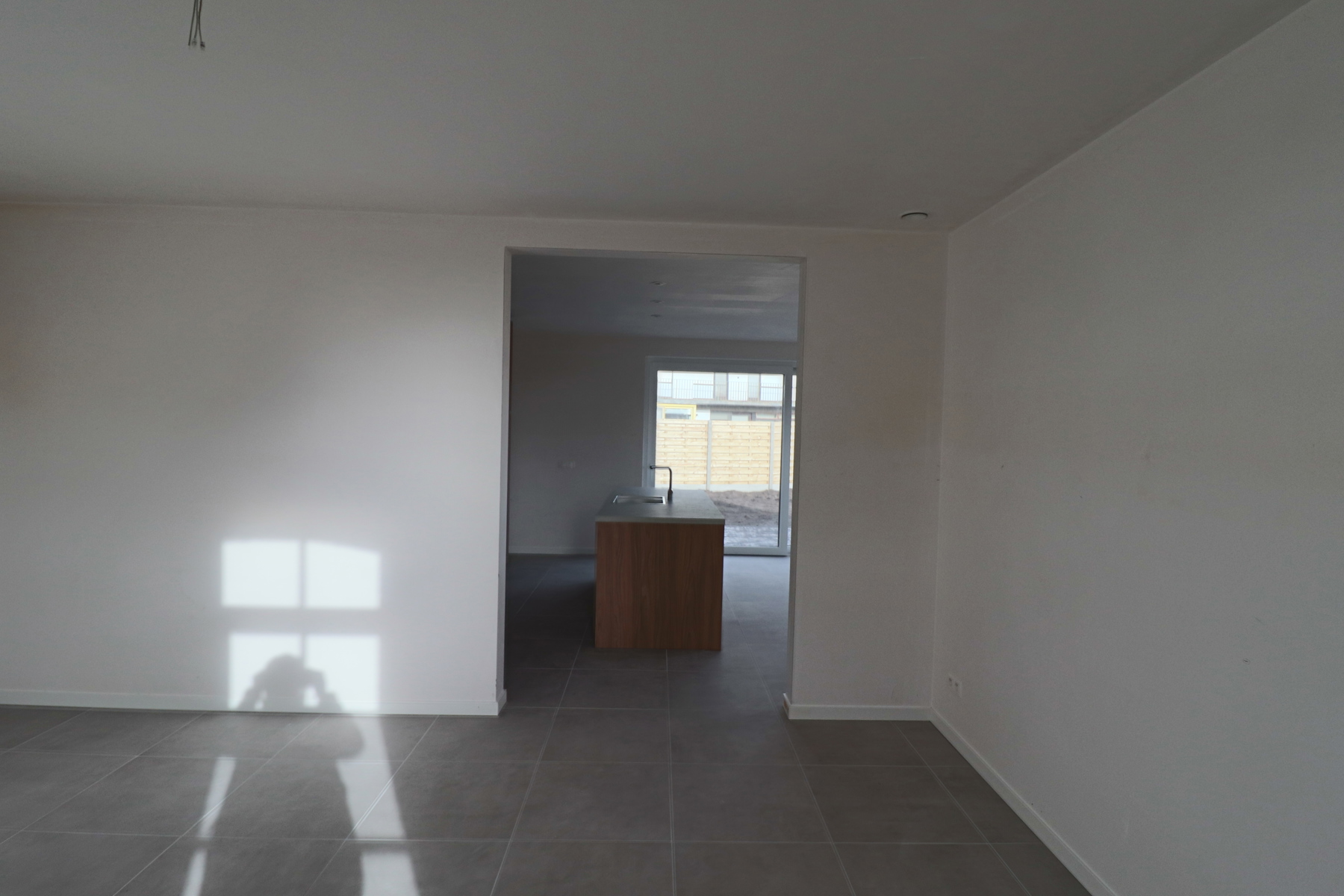 Ruime gezinswoning (ca 245 m²) met 3 slaapkamers op perceel van ca. 330 m². - foto 5