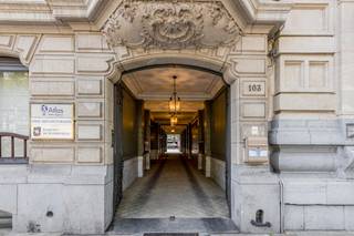 Dit uitzonderlijk pand, genoemd Hotel Neefs, combineert het statige gebouw aan de voorzijde (d.d. begin 20ste eeuw) met een recenter...