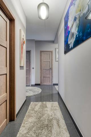 Stijlvol gerenoveerd 3-slaapkamerappartement met zicht op het ScheutbosparkOp zoek naar een instapklaar appartement met drie slaapkamers, afgewerkt...