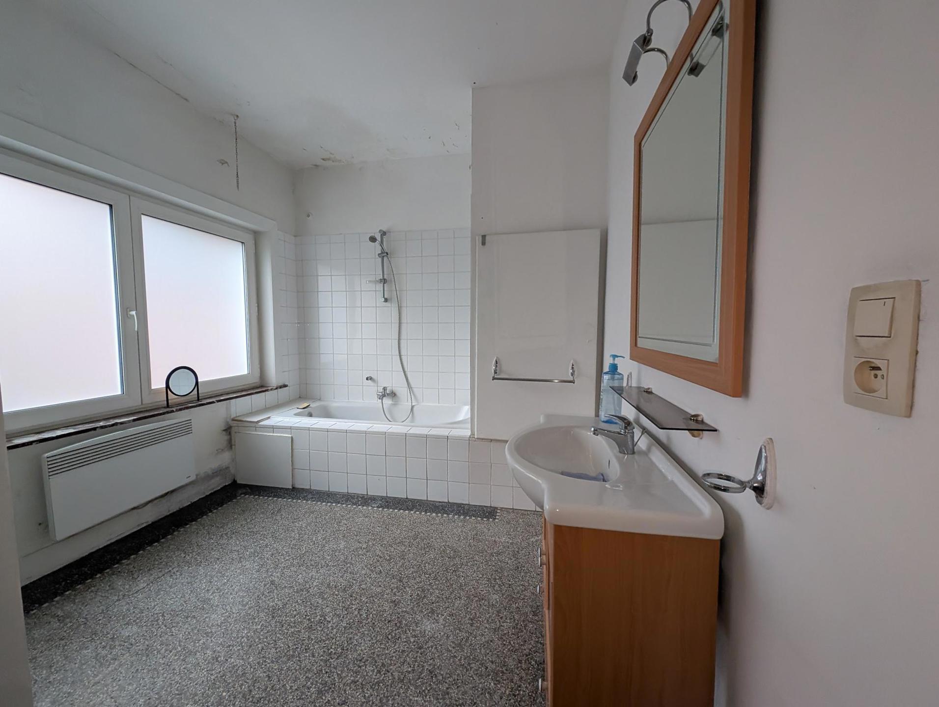 comm gelijkvloers en 2 bovenliggende appartementen - foto 5