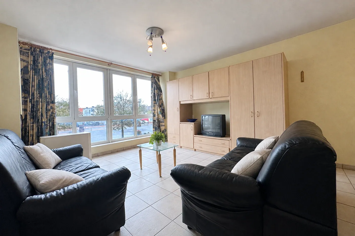 Spacious studio for sale on the Market Square in Wenduine - photo 4