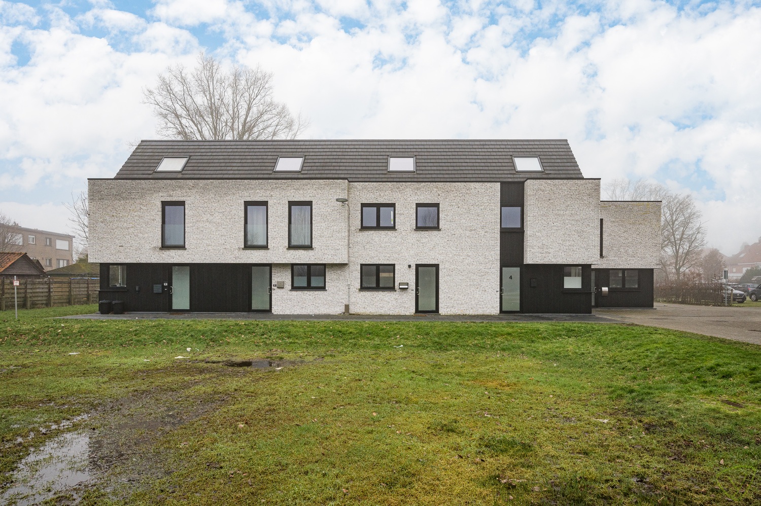 House for rent in Eeklo with 4 bedrooms - photo 1