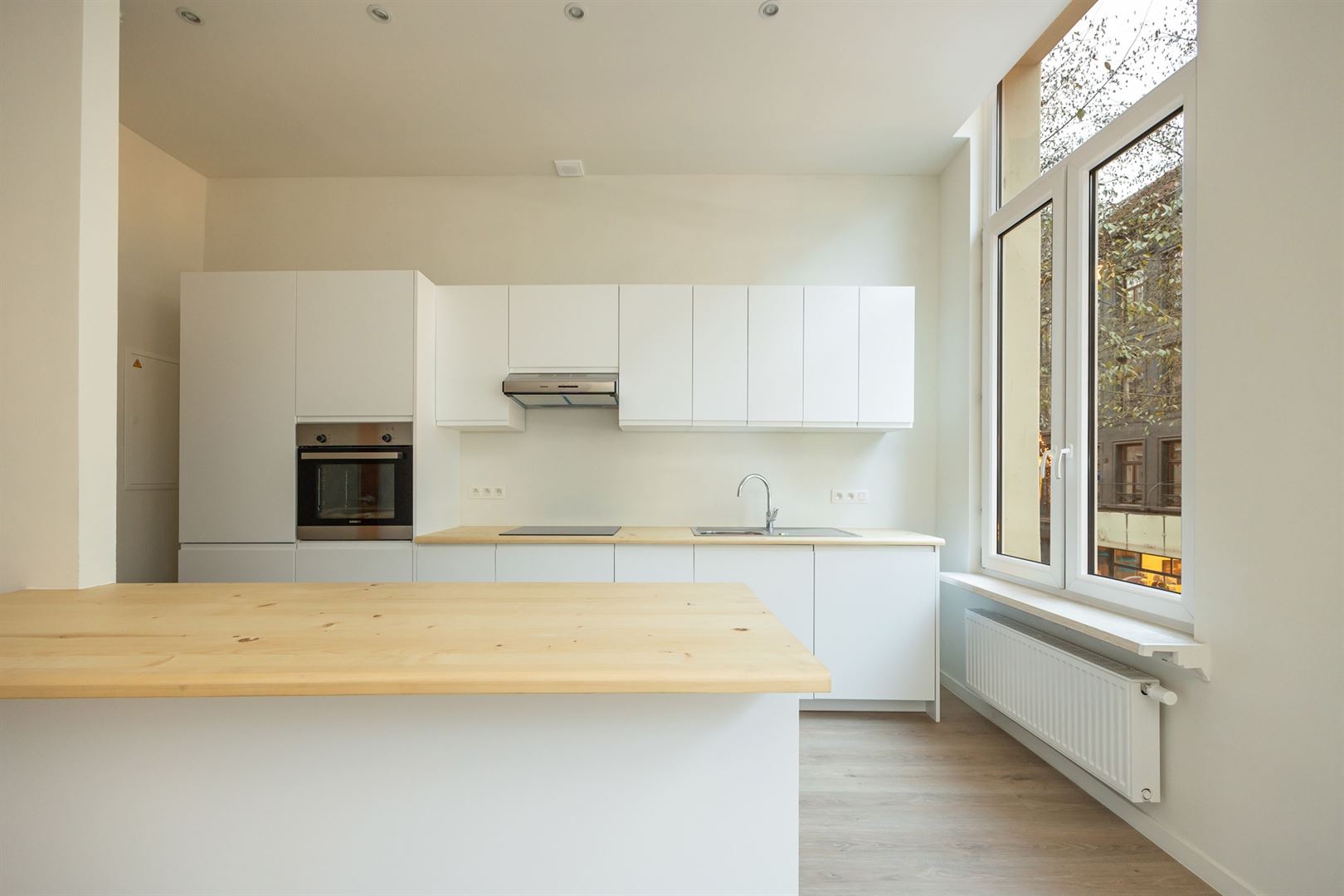 Gerenoveerd appartement midden in de stad - foto 3