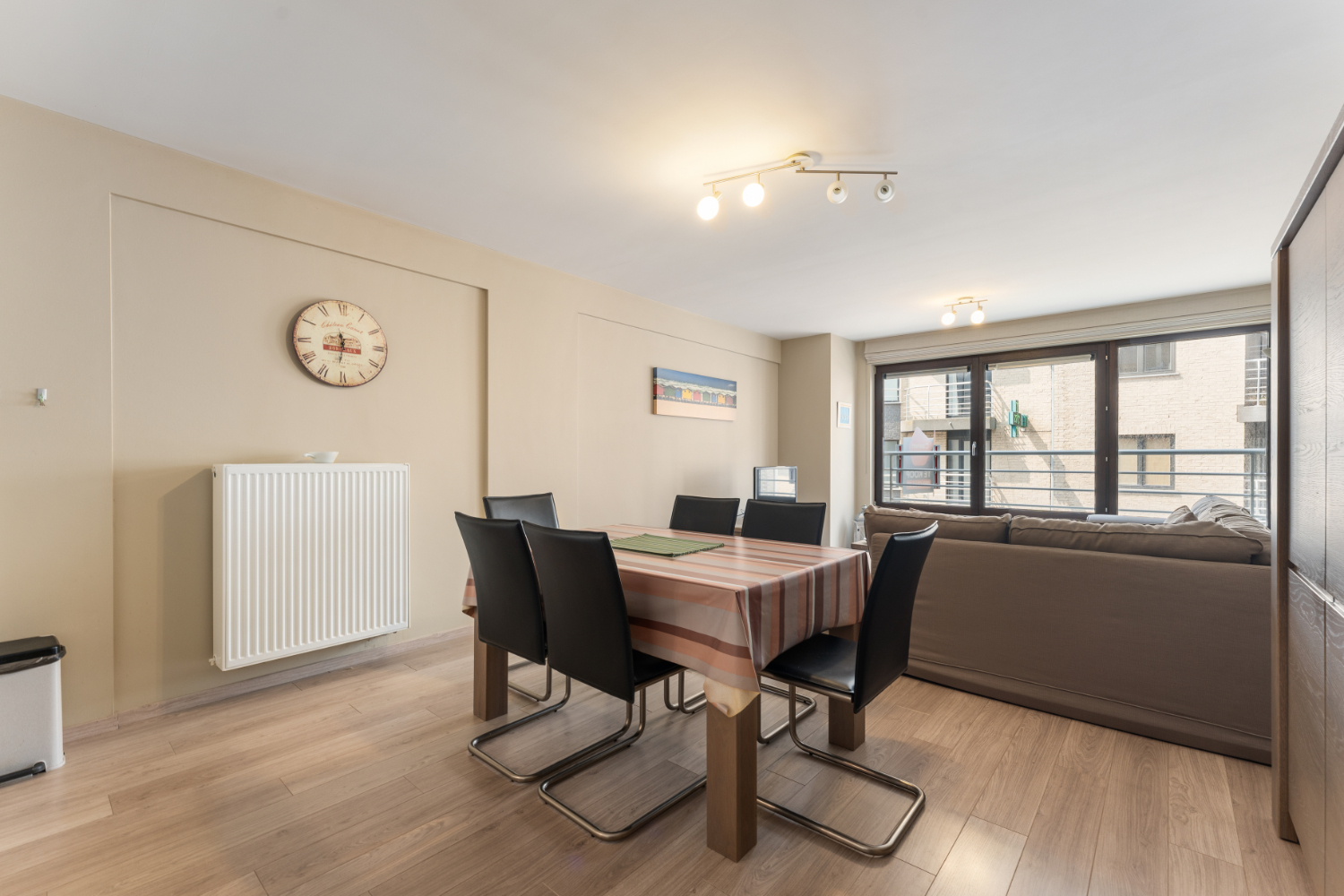 Charmant 1-slaapkamerappartement op steenworp van het centrum, het strand en de zee - foto 2