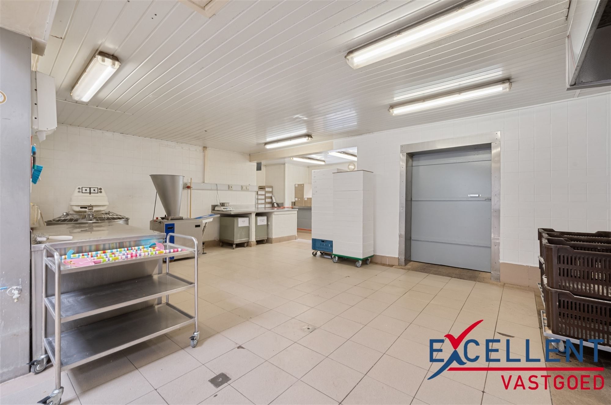 Uniek handelspand met ruime woonst - foto 2