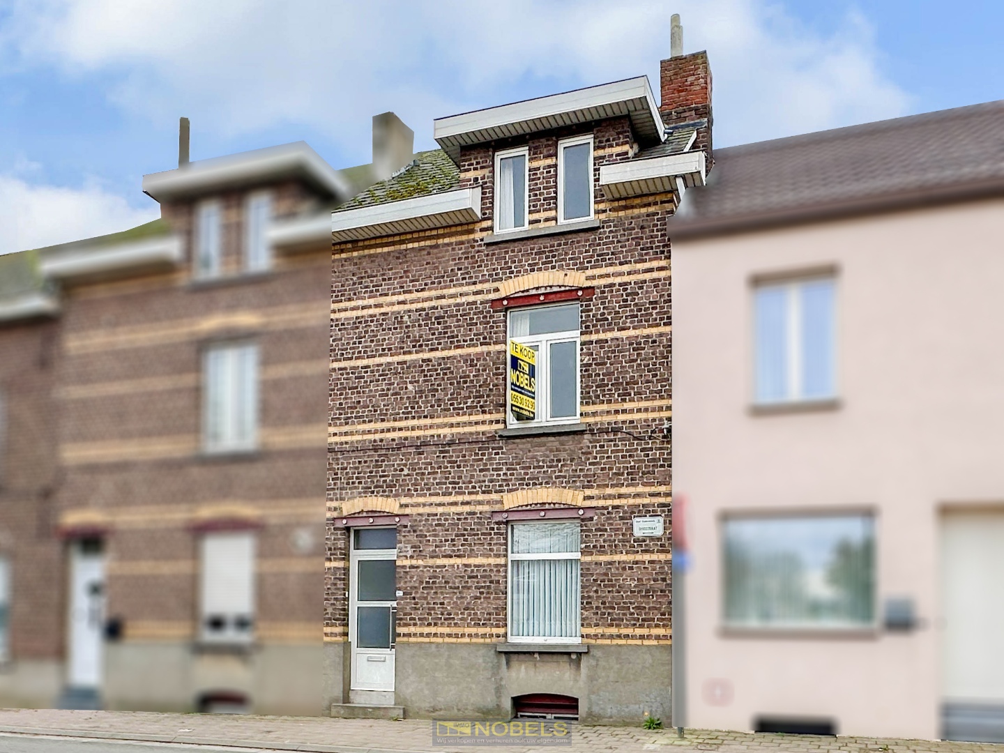Te koop, te renoveren stadswoning met koertje te Eine (Oudenaarde). - foto 1