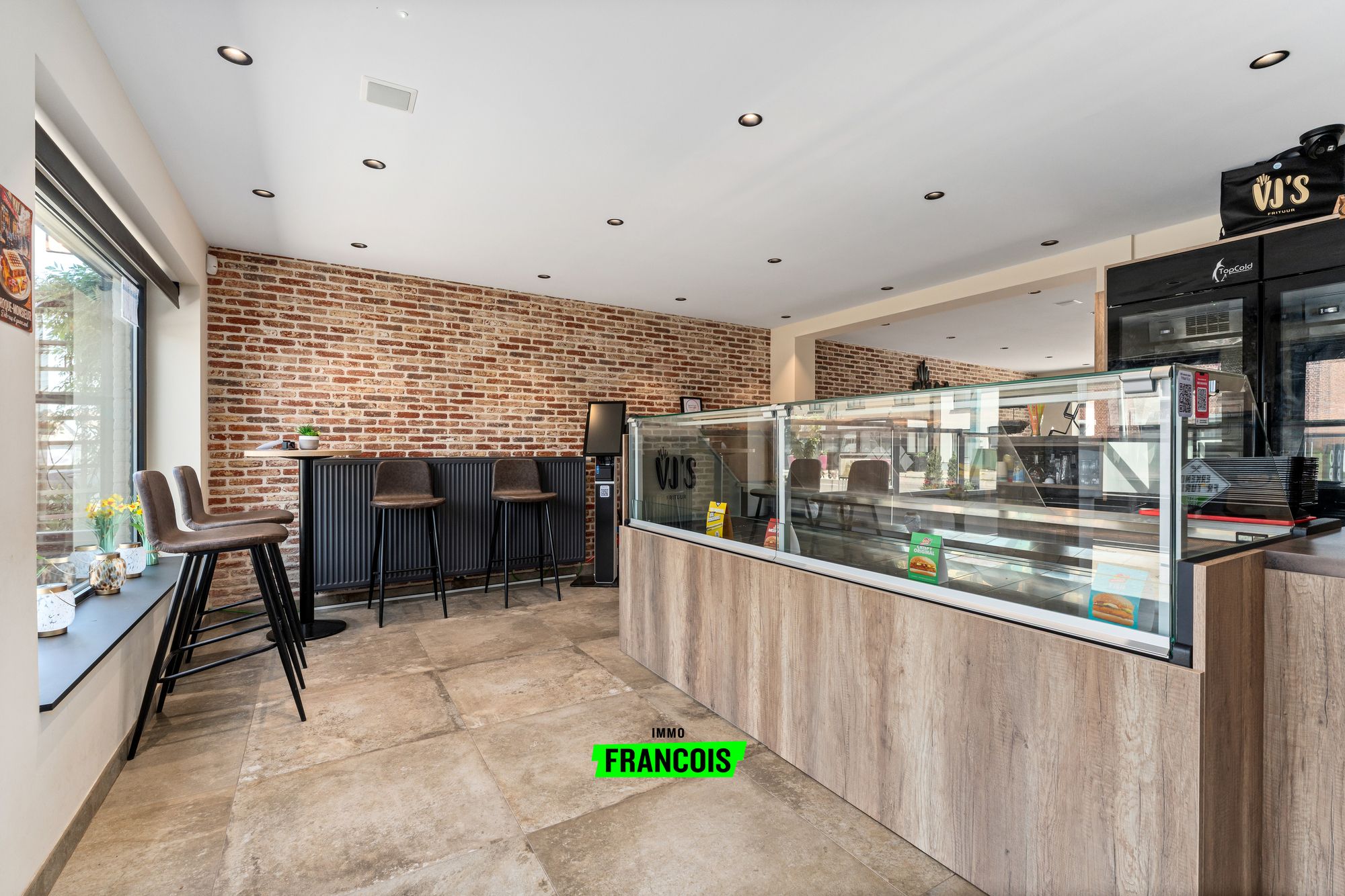 Commercieel handelspand met woonst op een AAA-Locatie in Zedelgem! - foto 4
