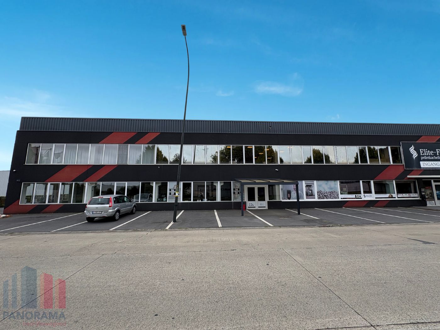 Uitstekend bereikbaar kantoorruimte van 400 m² vlakbij de E17 - photo 1