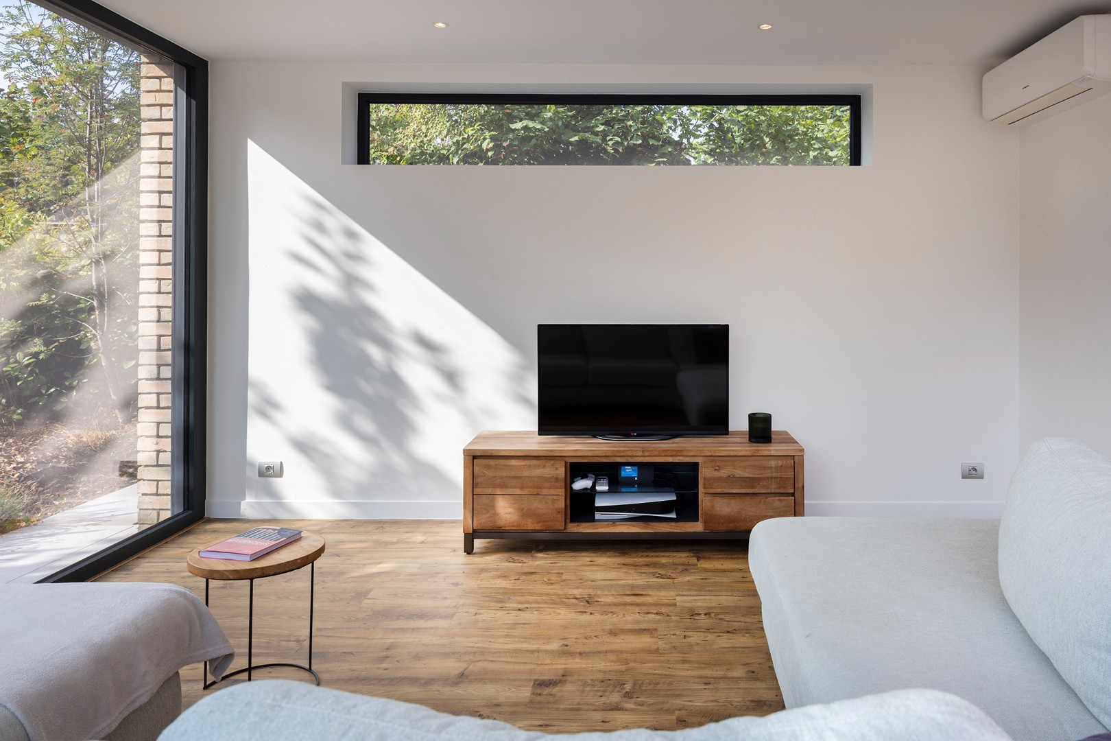 Rustig gelegen alleenstaande woning met aangename tuin. - foto 5