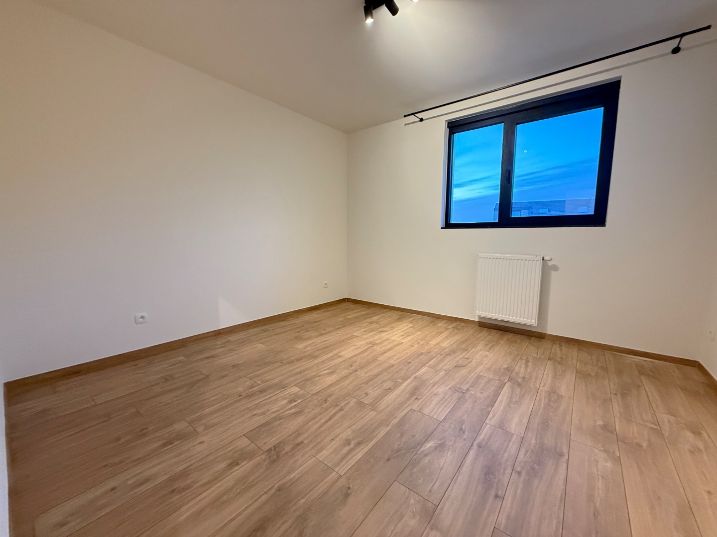 Apartment for rent in Wielsbeke with 2 bedrooms - photo 5