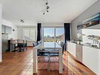 Instapklare en volledig gemeubelde woning, rustig gelegen in het domein Ysermonde te Nieuwpoort-Bad, op een uitstekende ligging nabij het...