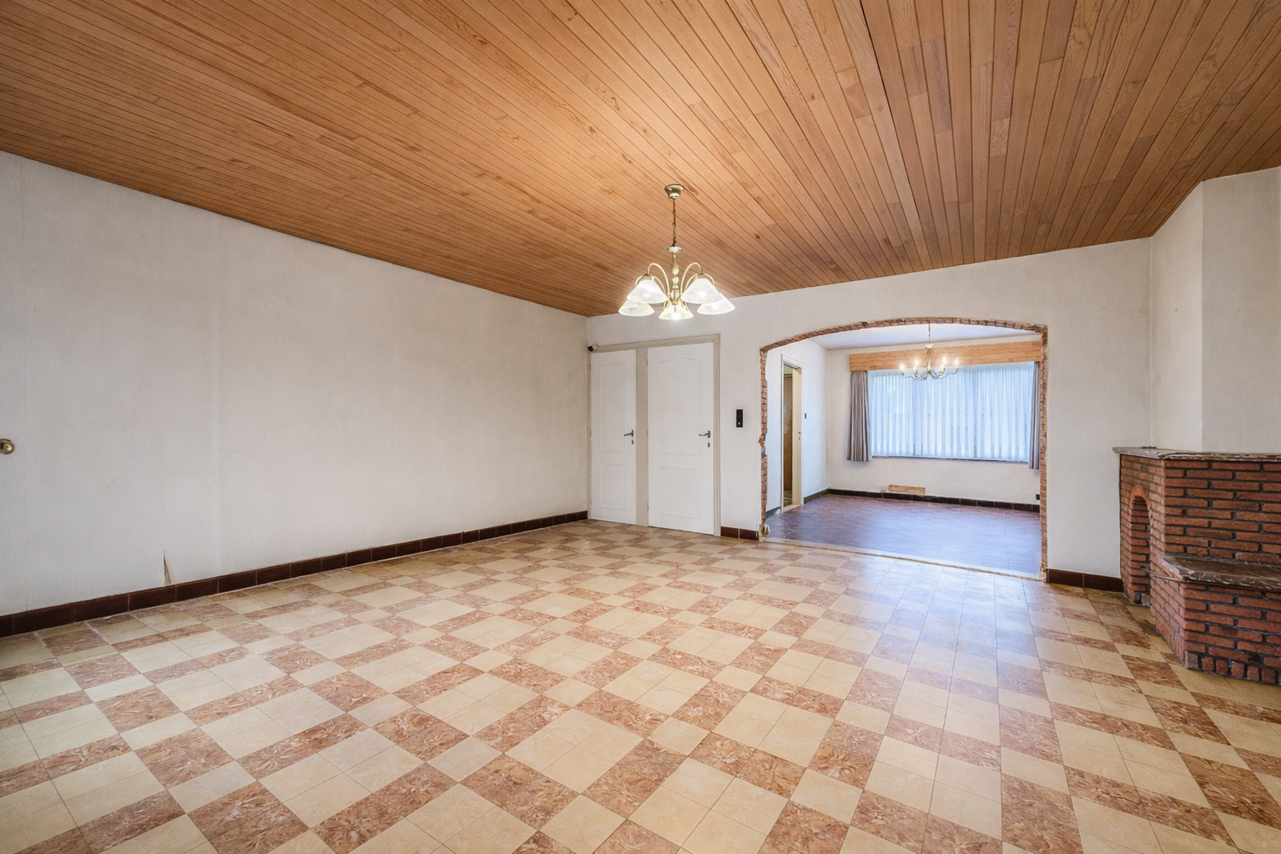 Te renoveren woning met potentieel in hartje Oud-Turnhout - foto 5