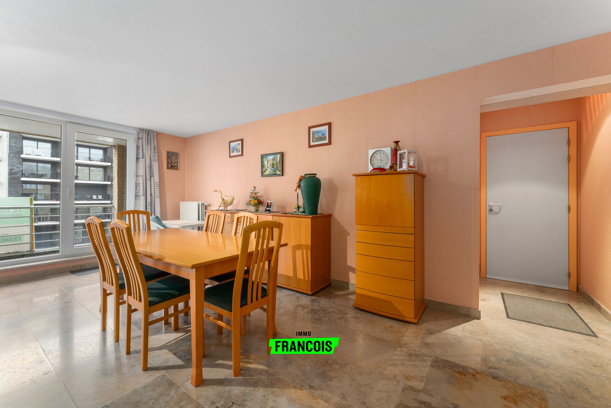 Instapklaar tweeslaapkamer appartement met bijhorende garagebox in Blankenberge - foto 5