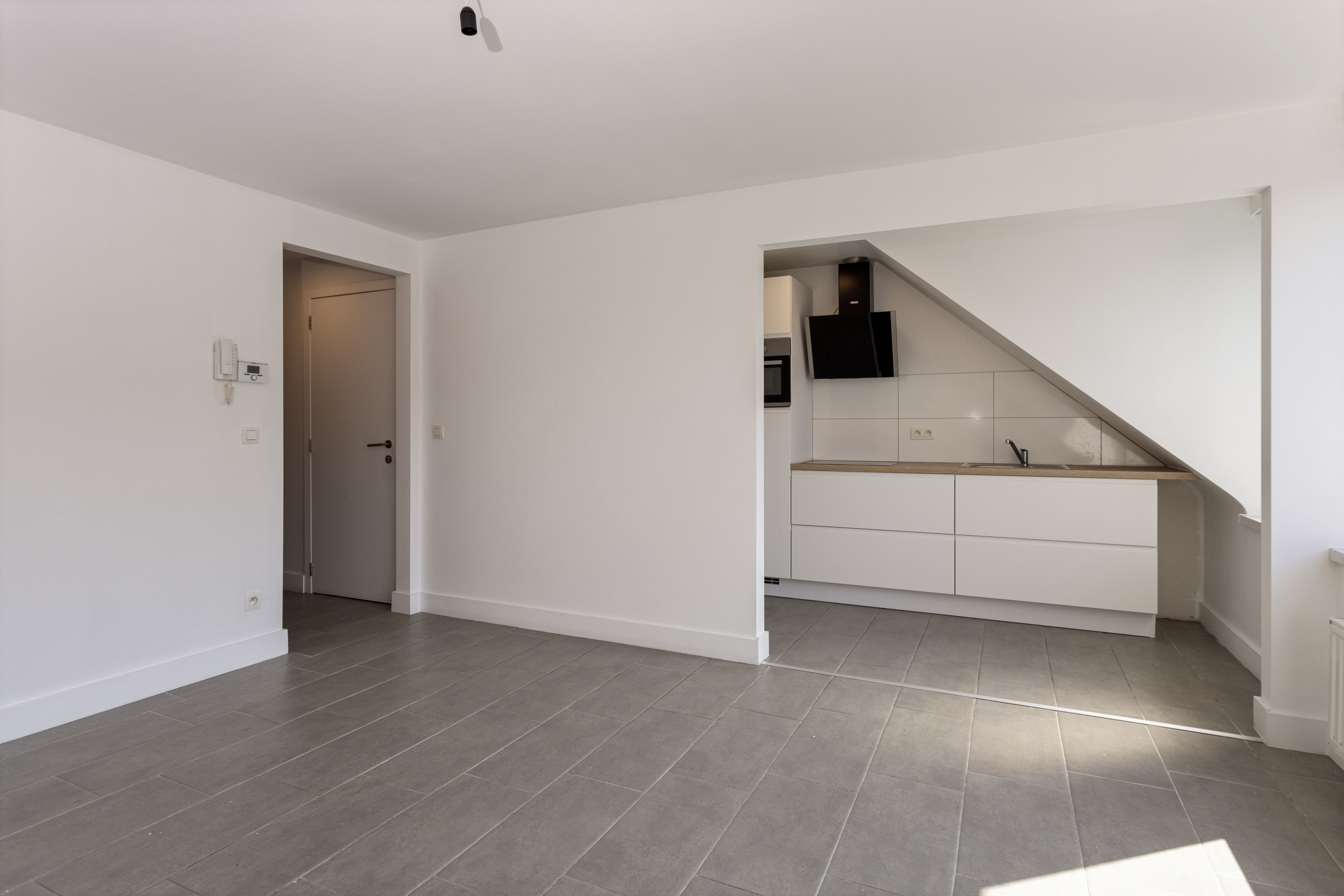 Leuk gerenoveerd appartement met één slaapkamer! - foto 4