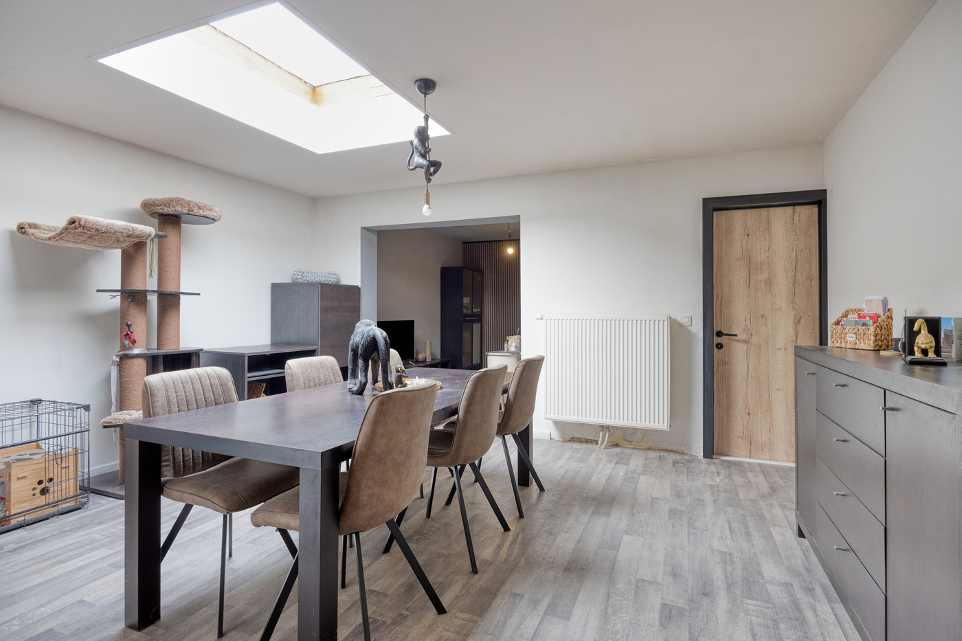 Ruime woning met tuin en garage - foto 2